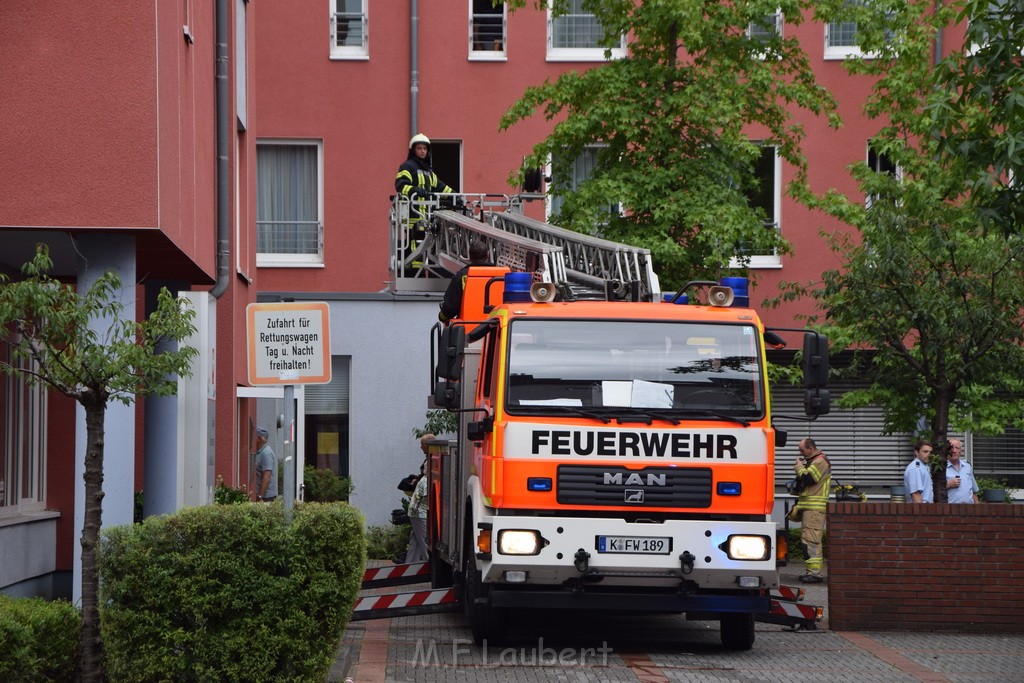 Feuer 2 Y Koeln Muelheim Elisabeth Breuerstr P56.JPG - Miklos Laubert